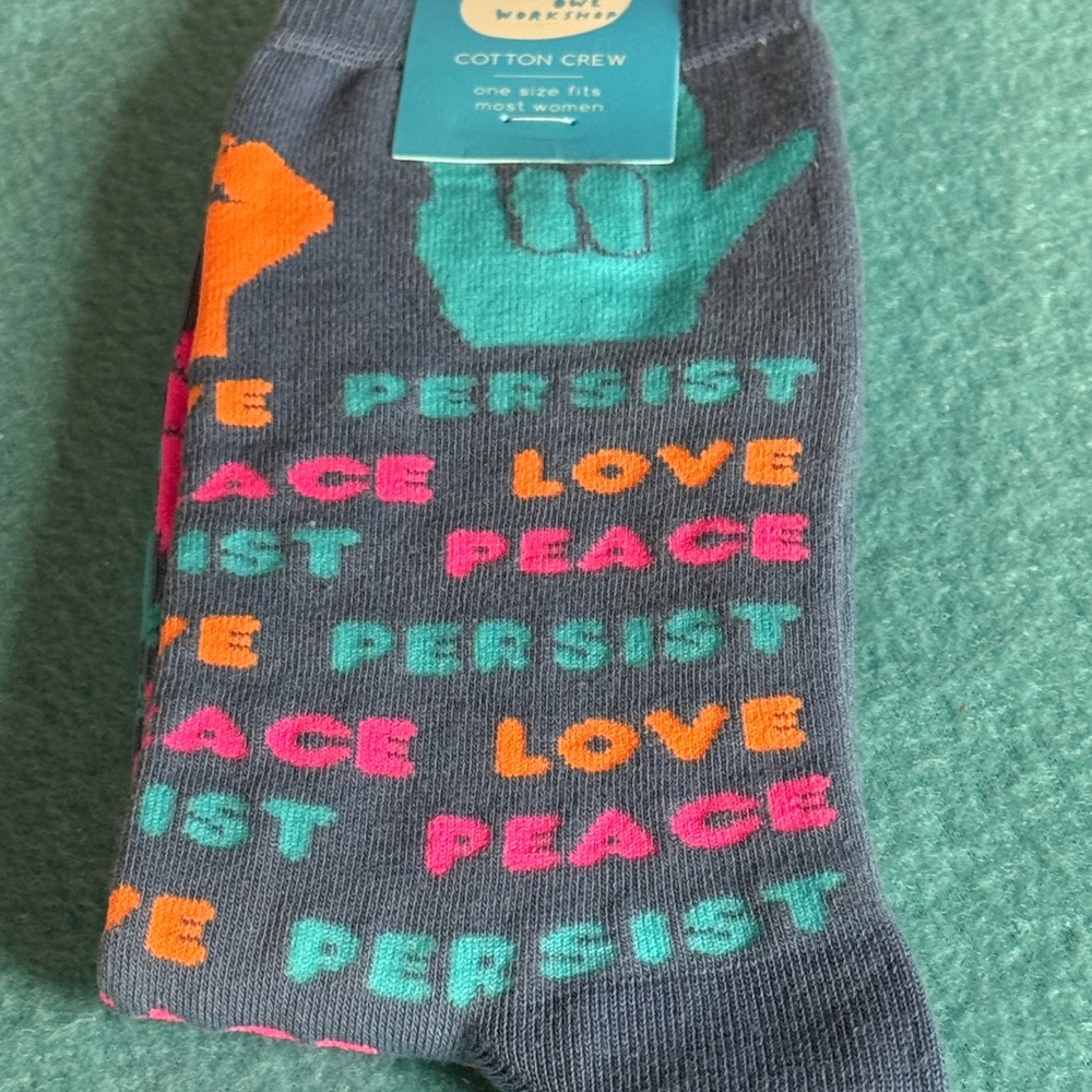 Inspirational Casual Socks with Text Pattern